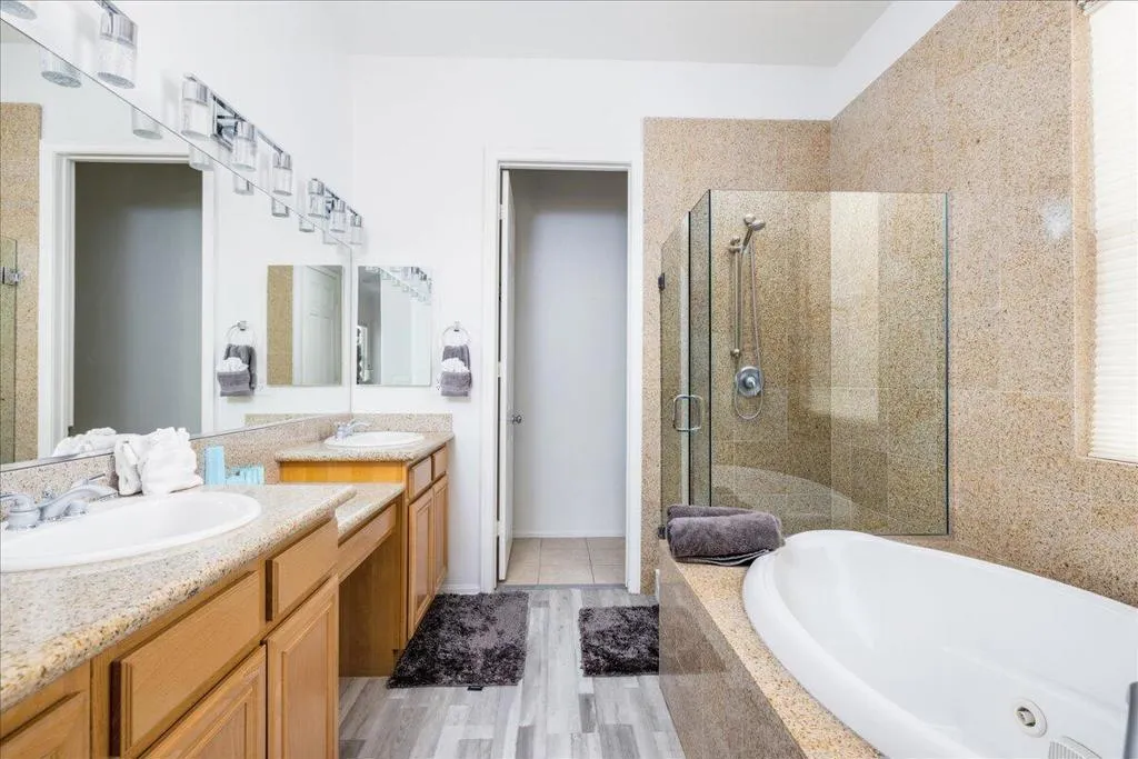 49645 Redford Way, Indio, California 92201 home-pic-24